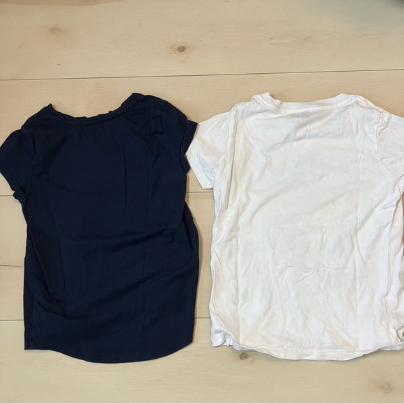 Bundle of 2 Gap auniqlo girls tee tshirt spongebob hello kitty M 7 8 - Picture 2 of 6